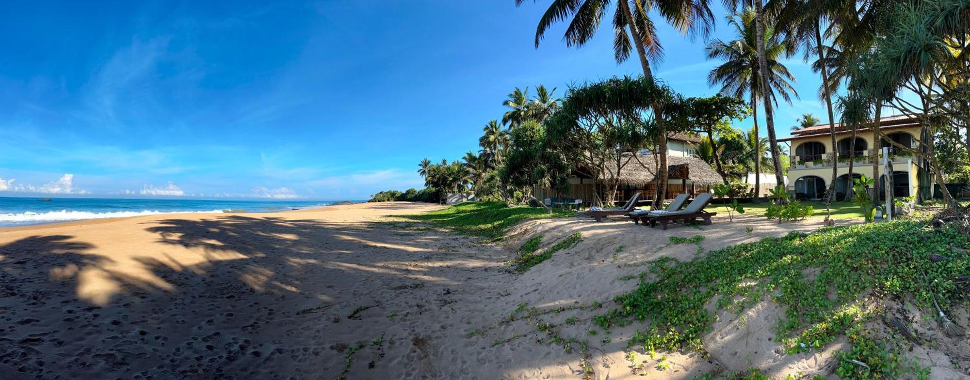 Cookie Aunt Beach Hotel Bentota Buitenkant foto